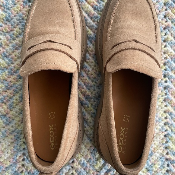 Geox Beige Suede Loafers Women's 👞 size 8 - Picture 13 of 16